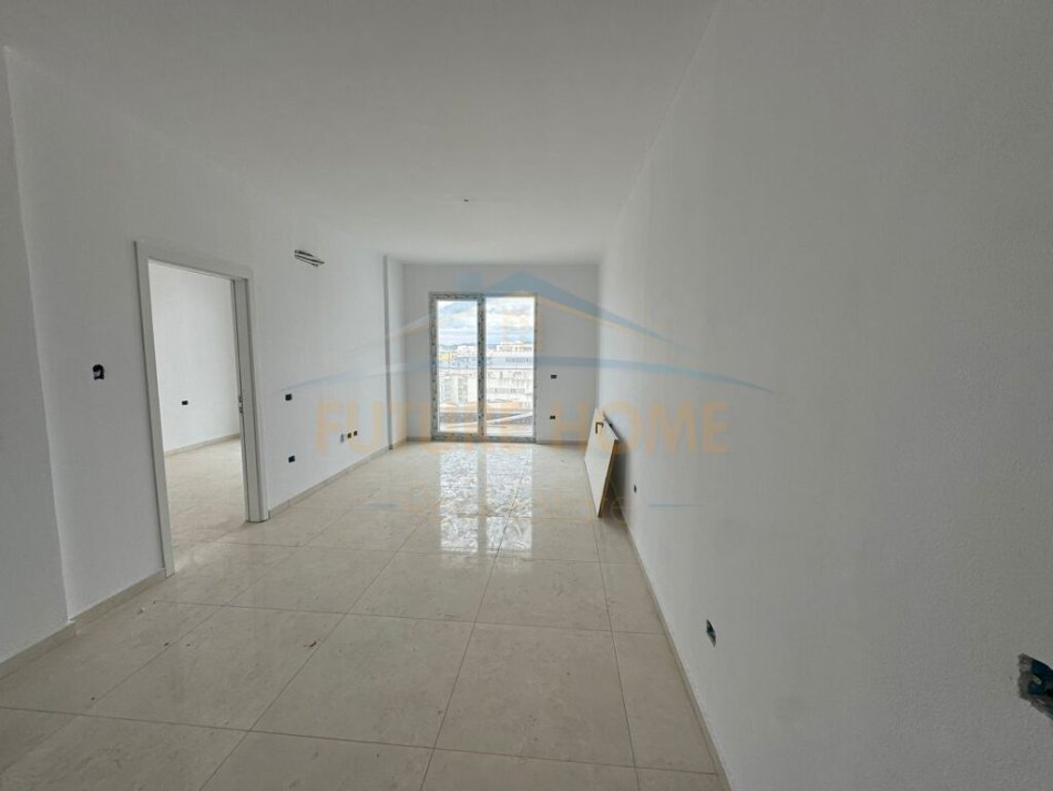Durres, shitet apartament 1+1 Kati 7, 71 m² 111.755 € (Qerret, Durres)
