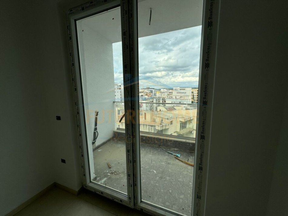 Durres, shitet apartament 1+1 Kati 7, 71 m² 111.755 € (Qerret, Durres)