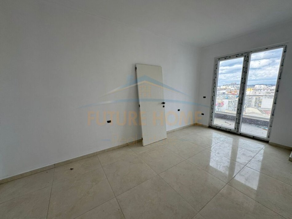 Durres, shitet apartament 1+1 Kati 7, 71 m² 111.755 € (Qerret, Durres)