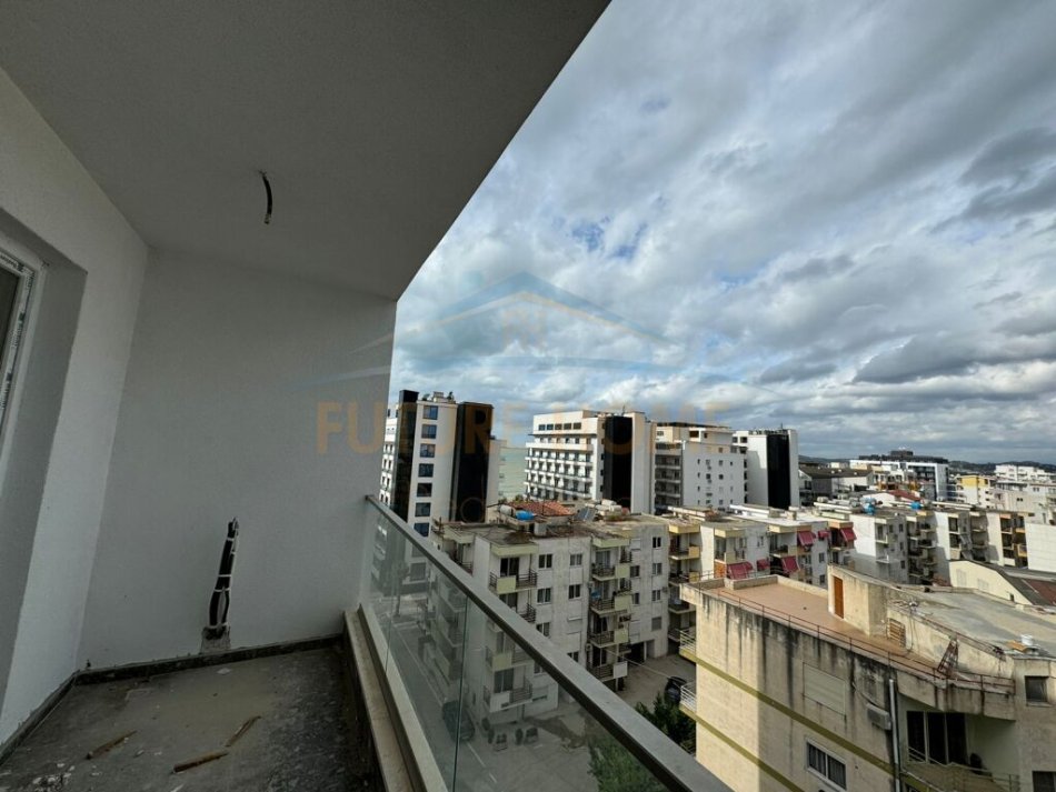 Durres, shitet apartament 1+1 Kati 7, 71 m² 111.755 € (Qerret, Durres)