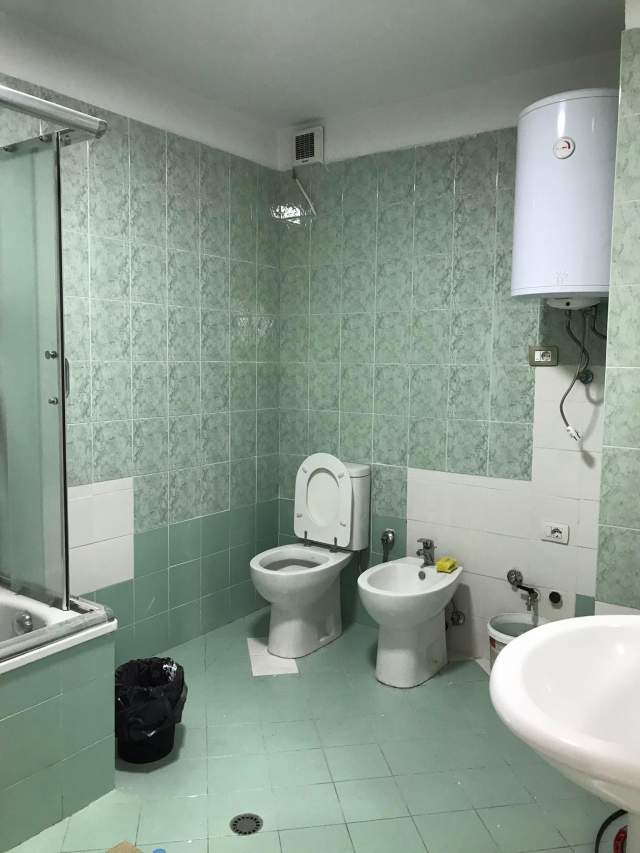 Tirane, jepet me qera apartament 2+1+A+BLK Kati 8, 134 m² 700 Euro (Ibrahim Rugova)