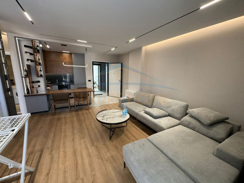 Durres, shitet apartament+verande | Penthouse 1+1 Kati 9, 97 m² 230.000 € (Qerret, Durres)