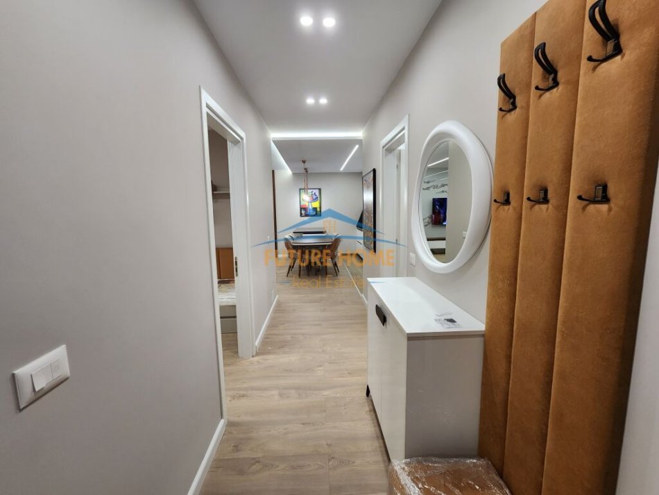 Tirane, jepet me qera apartament 2+1+Ballkon Kati 3, 116 m² 900 € (Don Bosko)