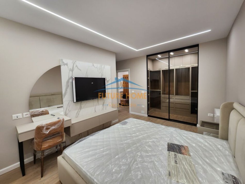 Tirane, shitet apartament 2+1+Ballkon Kati 3, 116 m² (DON BOSKO)
