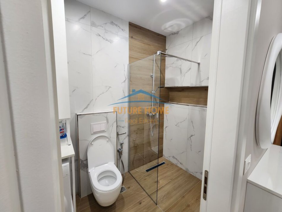 Tirane, jepet me qera apartament 2+1 Kati 3, 116 m² 900 € (Don Bosko)