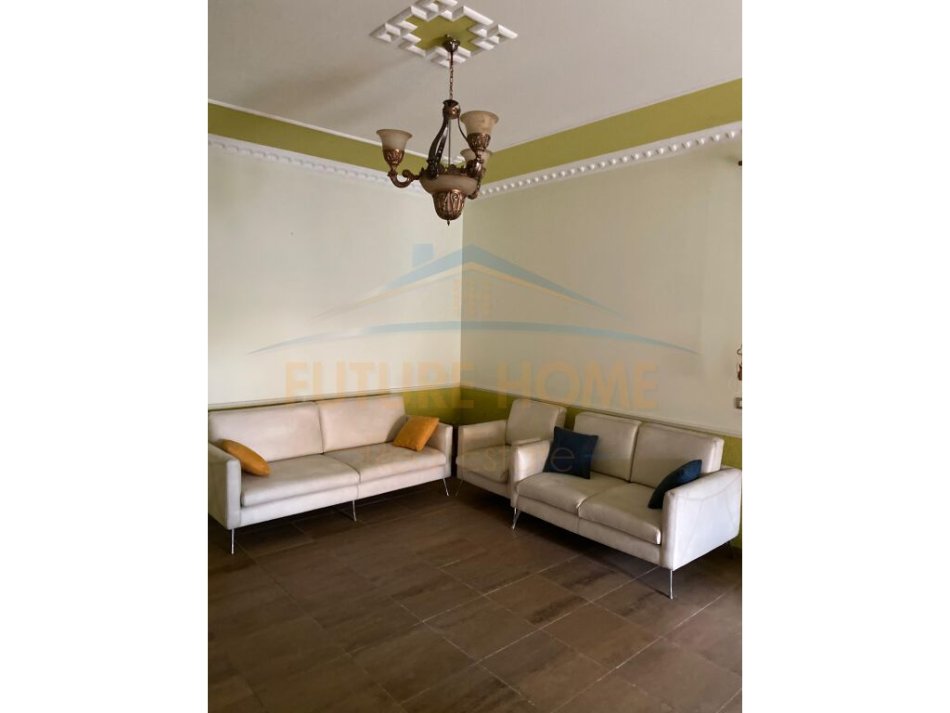 Durres, shitet shtepi 2 Katshe Kati 0, 1.105 m² 140.000 € (Maminas, Durres)