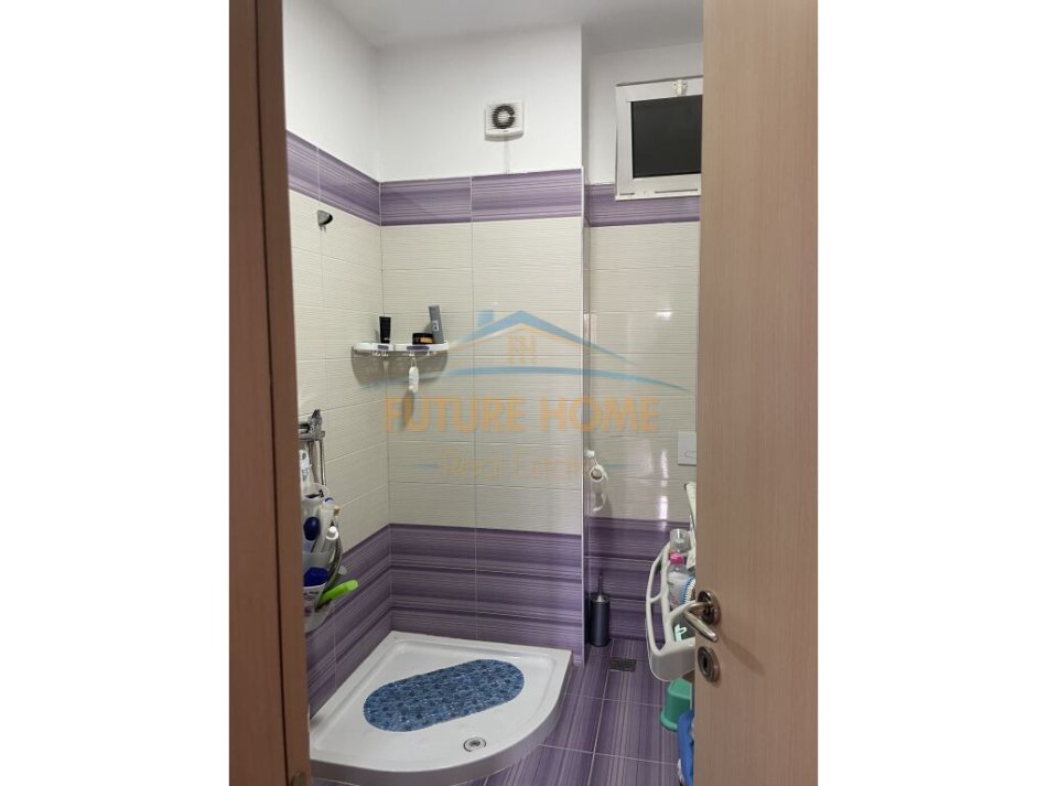 Tirane, shitet apartament 2+1 Kati 1, 103 m² 172.000 € 