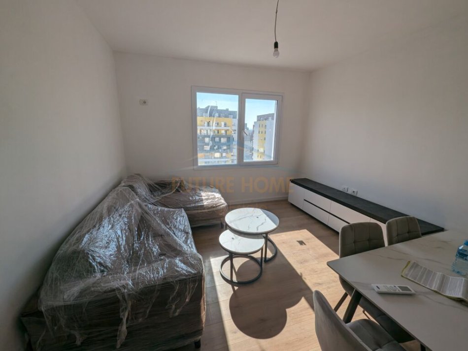 Tirane, shitet apartament 3+1+Ballkon Kati 9, 103 m² 166.000 € (Fusha e Aviacionit)