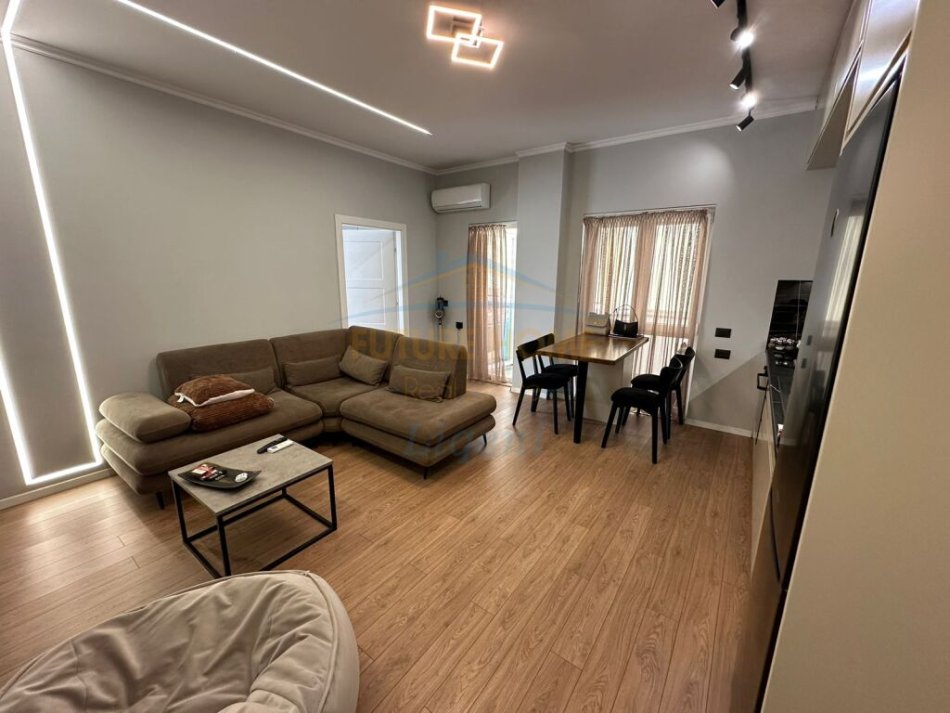 Tirane, shitet apartament 1+1+Ballkon Kati 2, 70 m² 120.000 € (RRUGA BESA SIRI KODRA)