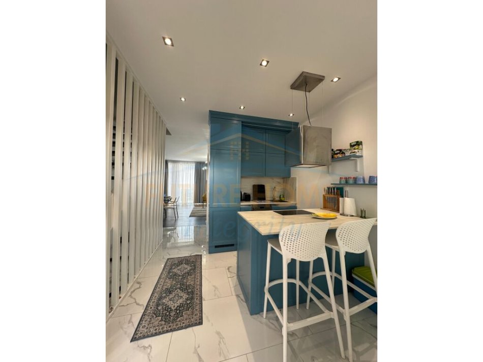 Durres, shitet apartament duplex Dublex Kati 1, 136 m² 544.000 € (Prive Kepi i Rodonit)