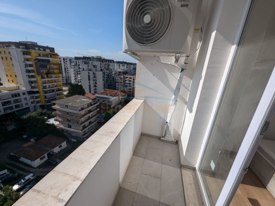 Tirane, jepet me qera apartament 3+1+Ballkon Kati 9, 103 m² 700 € (FUSHA E AVIACIONIT)