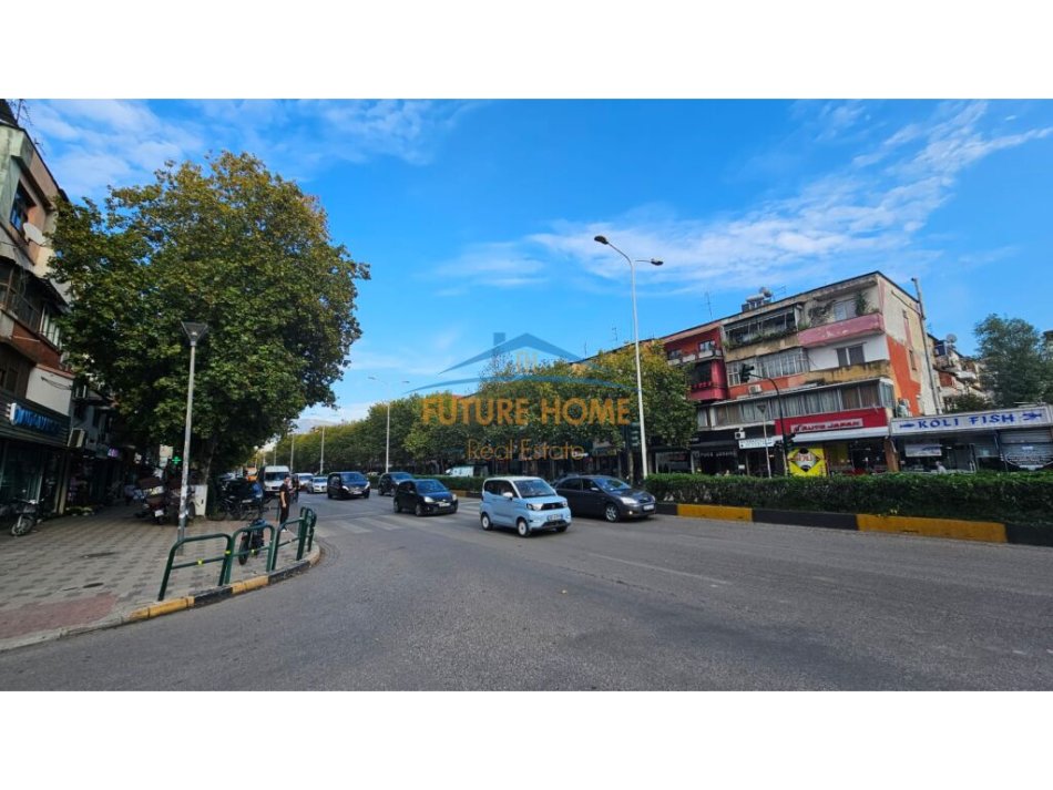 Tirane, shitet ambjent biznesi Kati 0, 19 m² 155.000 € (Rruga e Kavajes)