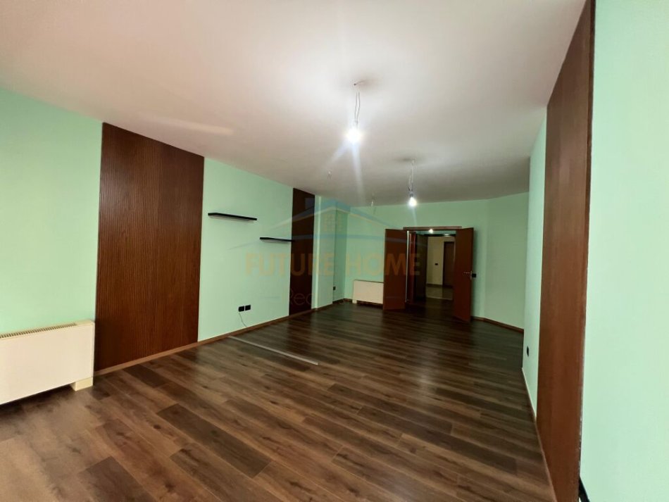 Tirane, jepet me qera apartament Kati 6, 132 m² 1.500 € (Ibrahim Rugova)