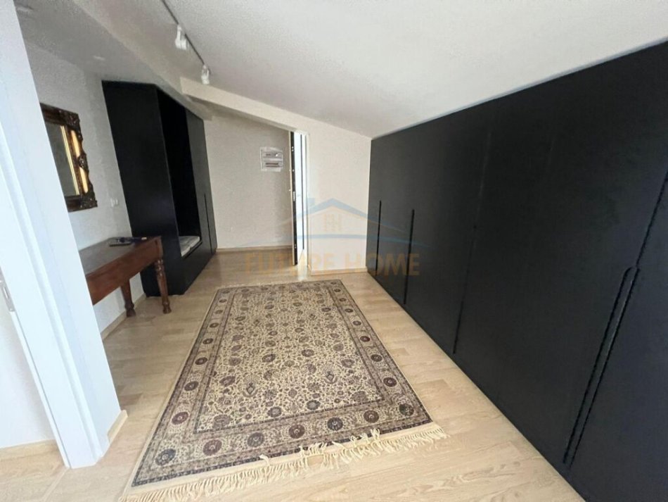 Tirane, shitet apartament 2+1+Aneks+Ballkon Kati 2, 126 m² 420.000 € (Long Hill)
