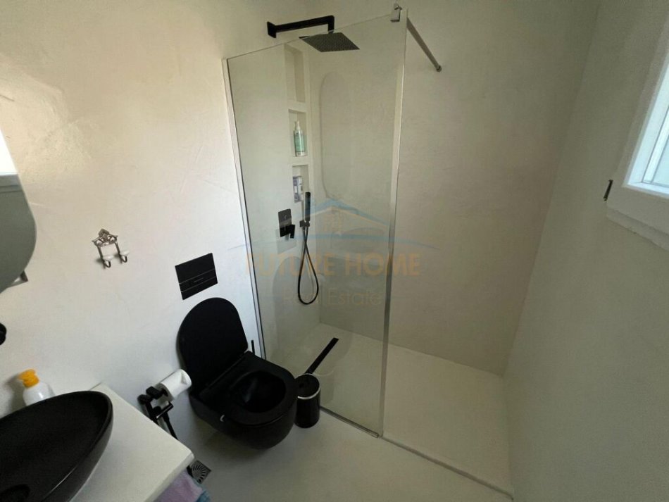 Tirane, shitet apartament 2+1+Aneks+Ballkon Kati 2, 126 m² 420.000 € (Long Hill)