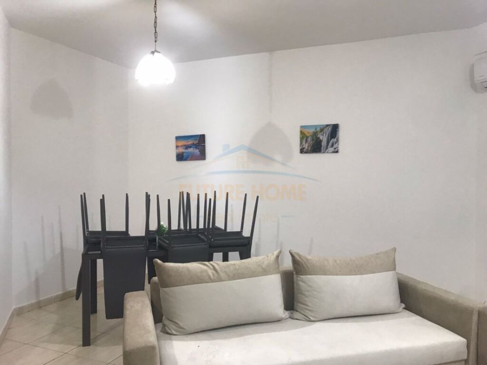Tirane, shitet apartament 2+1 Kati 8, 116 m² 210.000 € (STACIONI I TRENIT ,USLUGA)