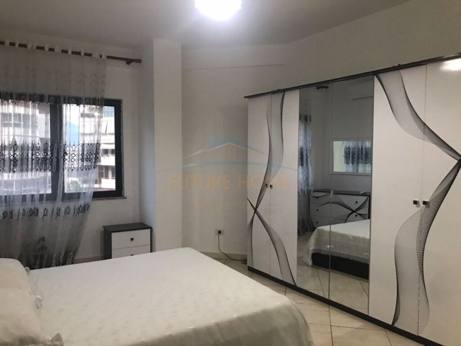 Tirane, shitet apartament 2+1 Kati 8, 116 m² 210.000 € (STACIONI I TRENIT ,USLUGA)