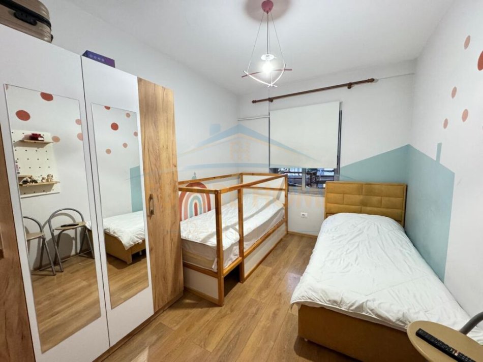 Tirane, shitet apartament 2+1 , 89 m² 132.000 € (Unaza e Re)