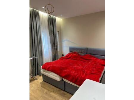 Tirane, jepet me qera apartament 2+1 Kati 3, 117 m² 1.100 € (Lake Land Residence, Farke, Tiranë AREA45583)