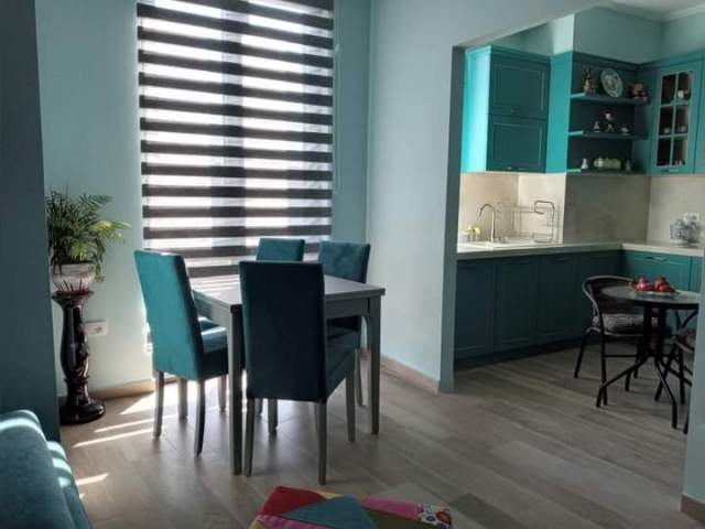 Tirane, jepet me qera apartament 2+1+BLK 104 m² 1.500 Euro