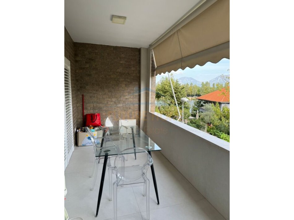 Tirane, shitet apartament 2+1+Ballkon Kati 1, 117 m² 300.000 € (LIQENI I THATE)