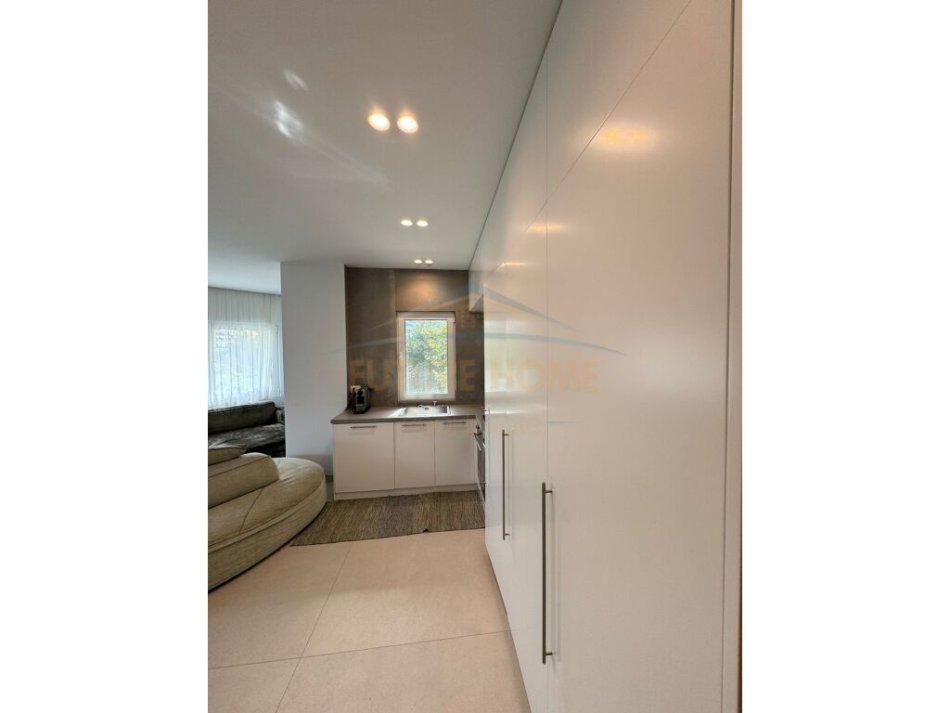 Tirane, shitet apartament 2+1 Kati 1, 117 m² 270.000 € (LIQENI I THATE)