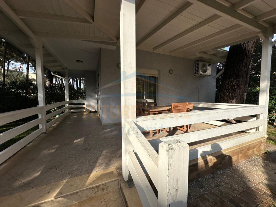 Durres, shitet Vile 2 Katshe , 191 m² 285.000 € (Kompleksi Lura 1, Gjiri I Lalëzit)