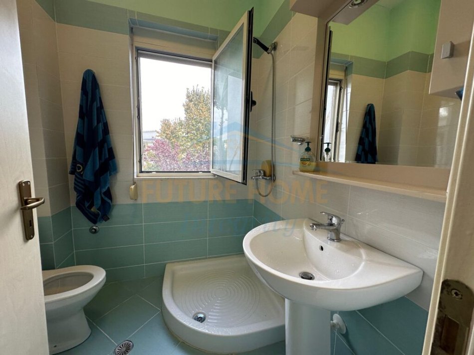 Gjiri Lalezit | Hamallaj, shitet Vile 2+1 , 191 m² 285.000 € (Gjiri Lalezit , Lura 1)