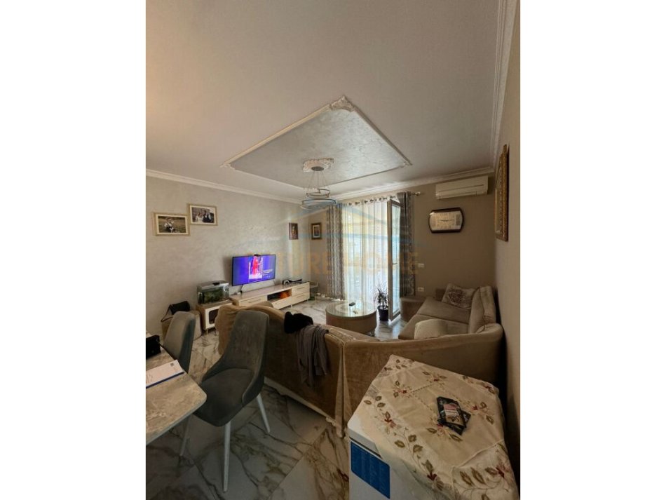 Tirane, shitet apartament 3+1 Kati 3, 140 m² 225.000 € (Grand Gallery)
