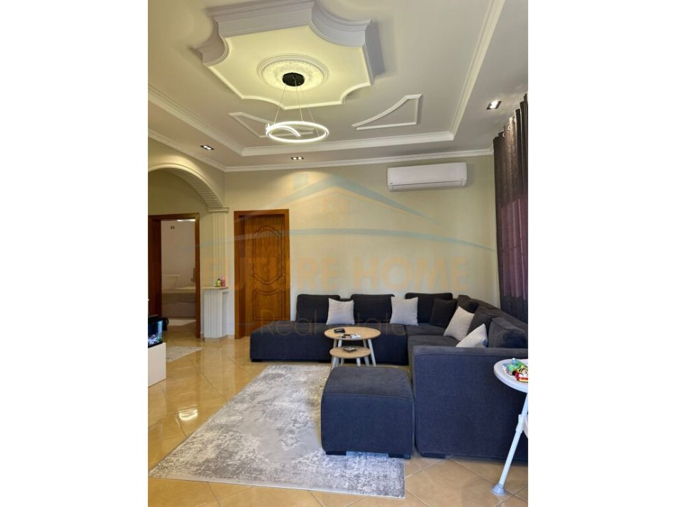 Durres, shitet Vile 2 Katshe Kati 0, 426 m² 280.000 € (Durres)