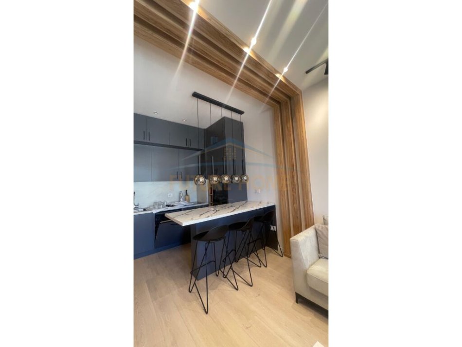 Tirane, shitet apartament 1+1+Aneks+Ballkon Kati 6, 64 m² 159.000 € (Shkolla e Kuqe)