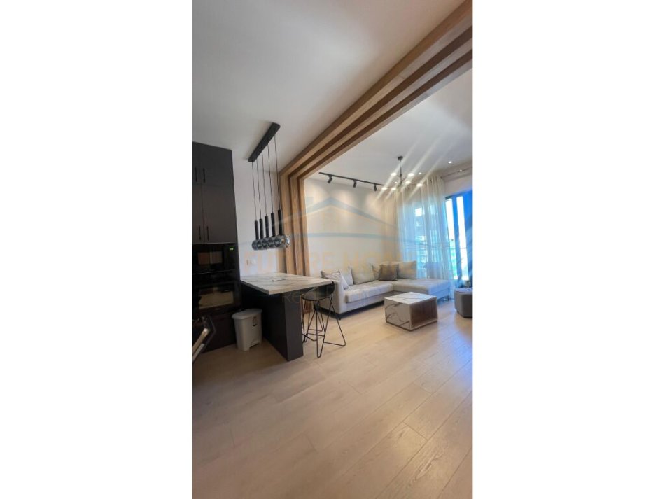 Tirane, shitet apartament 1+1+Aneks+Ballkon Kati 6, 64 m² 159.000 € (Shkolla e Kuqe)