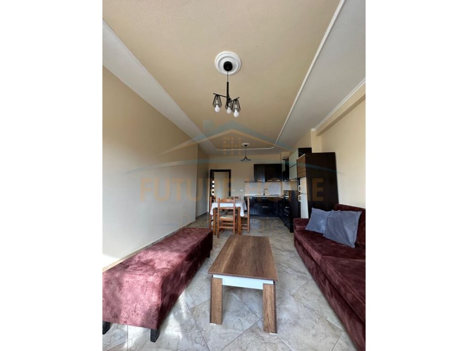 Durres, jepet me qera apartament 3+1 Kati 4, 101 m² 400 € (Ish Urt, Durres)