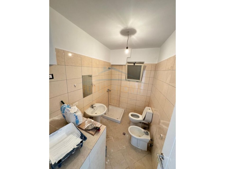 Tirane, shitet apartament 2+1 Kati 6, 104 m² 135.000 € (Unaza e re)