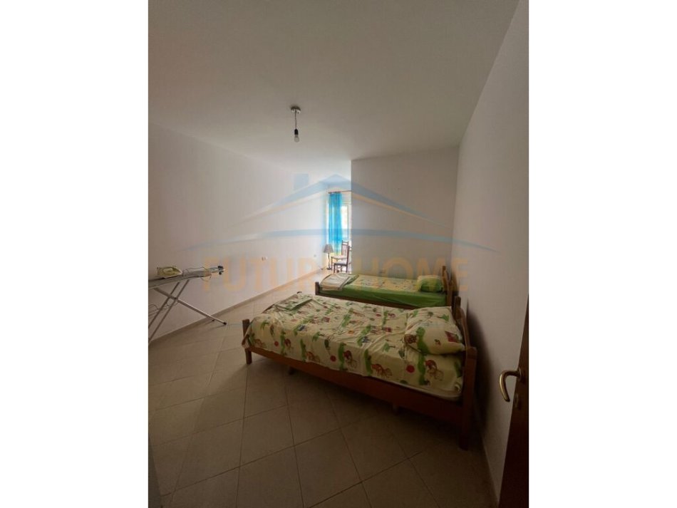 Tirane, jepet me qera apartament 2+1+Ballkon Kati 3, 112 m² 700 € (Don Bosco)