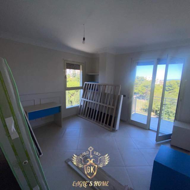 Durres, jap me qera apartament 3+1+A Kati 5, 120 m² 500 Euro (Vila Zogut)