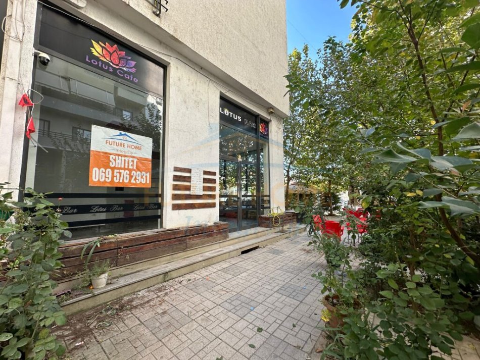 Tirane, shitet ambjent biznesi Kati 1, 53 m² 145.000 € (Unaza e Re)