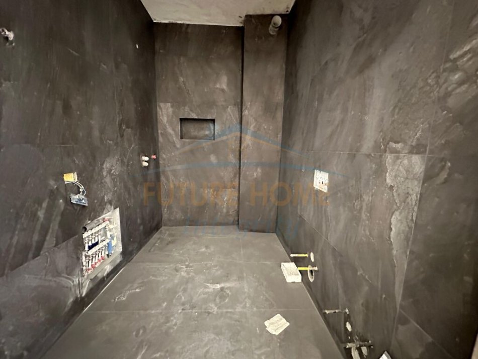 Tirane, shitet apartament 2+1 Kati 5, 106 m² 277.700 € (Pazari i Ri)