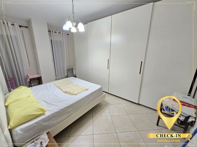 Tirane, jepet me qera apartament 2+1+Aneks+Ballkon Kati 1, 110 m² 600 € (Tefta Tashko)