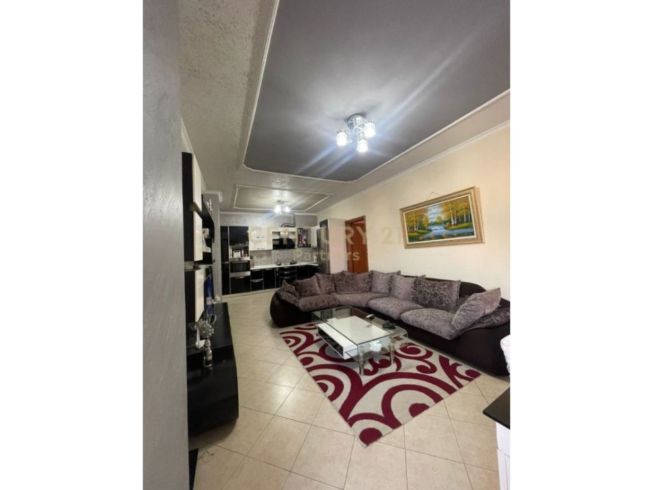 Tirane, shitet 3+1+Ballkon Kati 8, 115 m² 129.000 € (Besim Alla, prane pallateve Cabej)