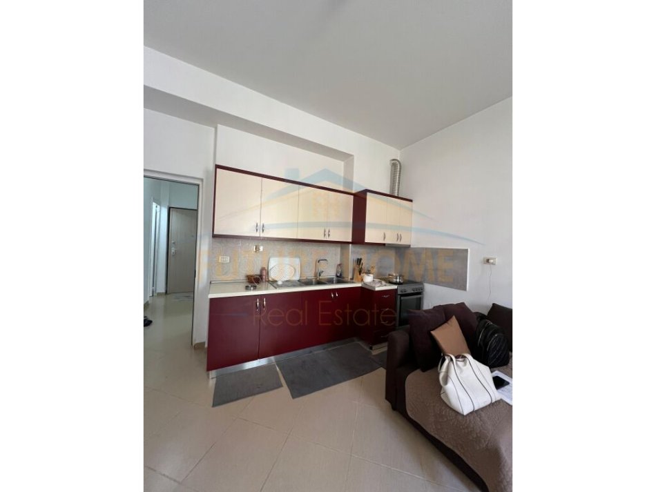 Tirane, shes apartament 1+1+Ballkon Kati 1, 62 m² 65.000 € (Fresku)