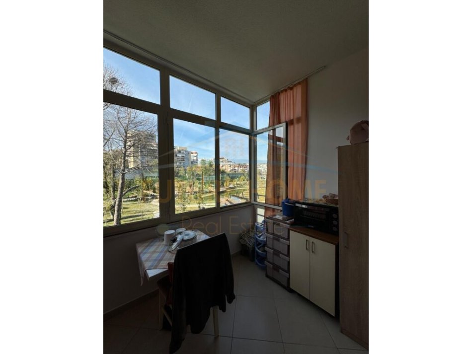 Tirane, shitet apartament 1+1 Kati 2, 70 m² 150.000 € (Kopshti Zoologjik)