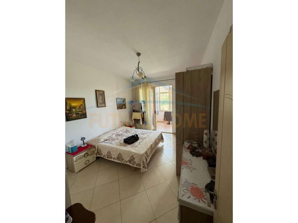 Tirane, shes apartament 1+1+Ballkon Kati 2, 70 m² 150.000 € (Kopshti Zoologjik)
