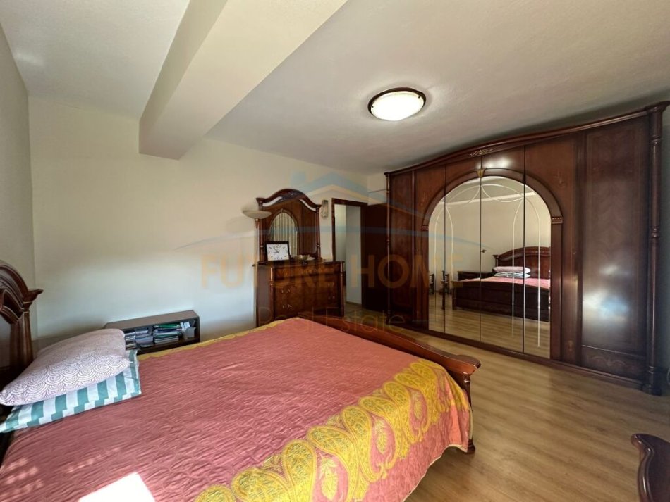 Tirane, jepet me qera apartament 2+1 Kati 6, 110 m² 700 € (Rruga e Durresit)