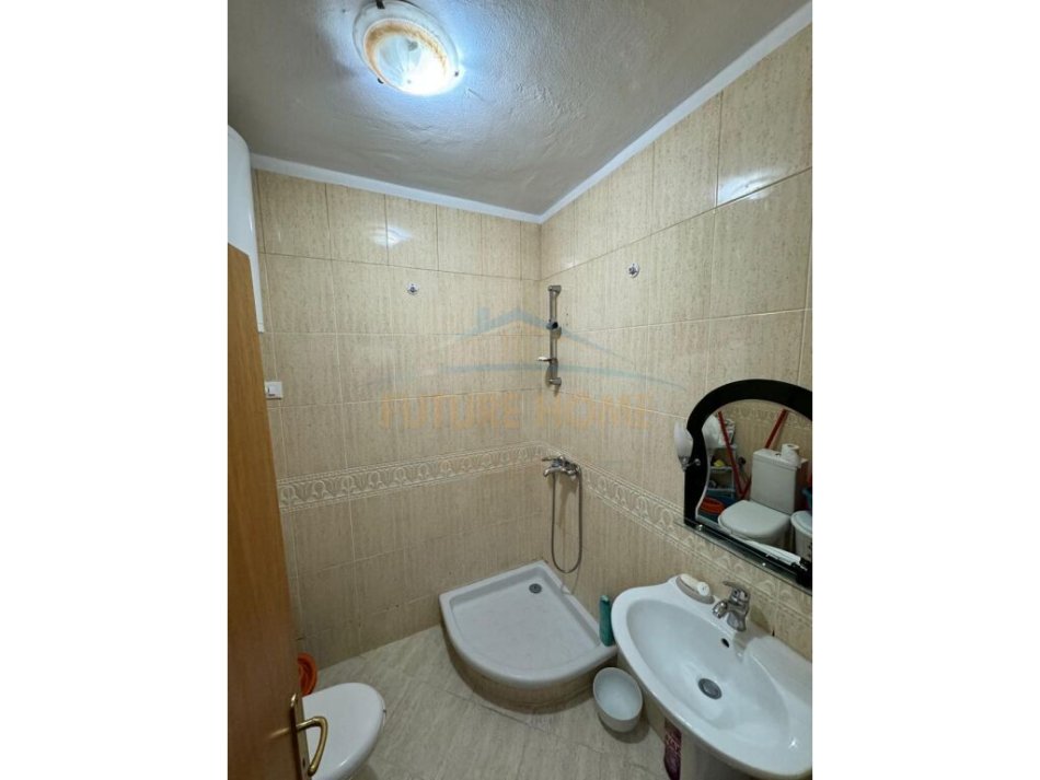 Tirane, shitet apartament 2+1 Kati 6, 119 m² 292.900 € (Komuna e Parisit)