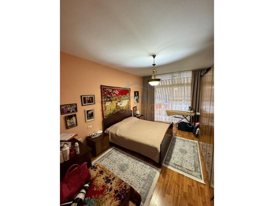 Tirane, shitet apartament 2+1 Kati 6, 120 m² 292.000 € (Kika 1)