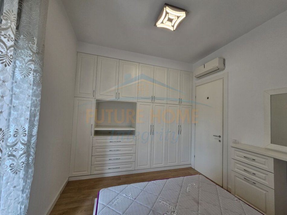 Tirane, jepet me qera apartament 2+1 Kati 3, 128 m² 1.200 € (Kompleksi Delijorgji)
