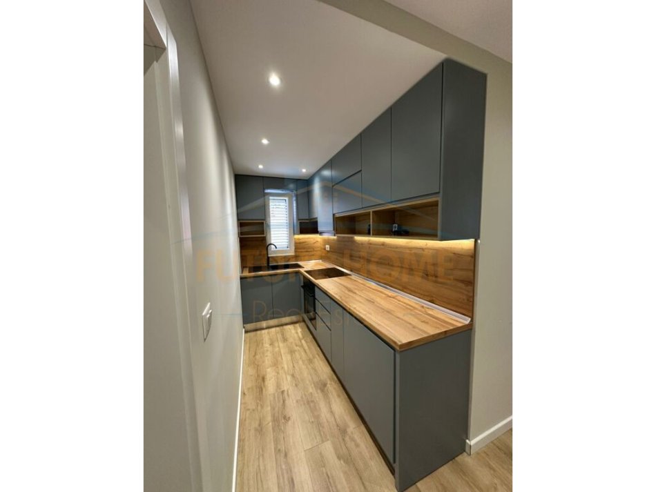 Tirane, jepet me qera apartament 1+1 Kati 5, 44 m² 1.000 € 