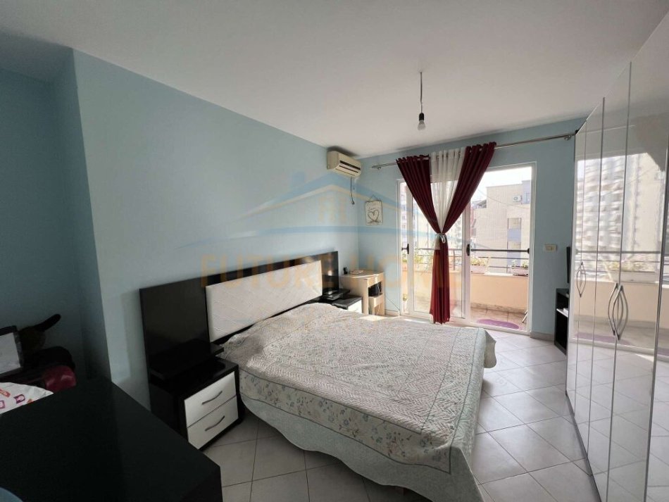 Tirane, shitet apartament 2+1+Aneks+Ballkon Kati 5, 121 m² 125.000 € (Unaza e Re)