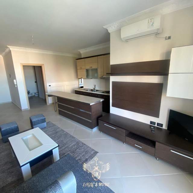 Durres, jap me qera apartament 3+1+A Kati 5, 120 m² 500 Euro (Vila Zogut)